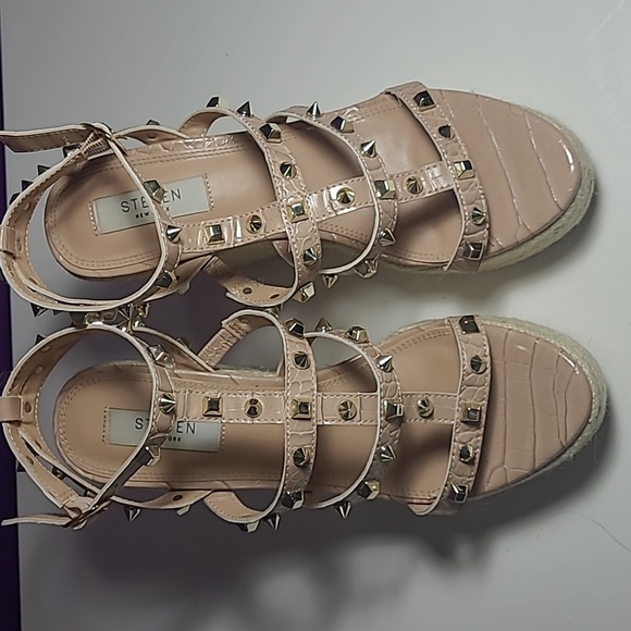 Steven New York Scoutt Shoes - Steven New York Scoutt Neutral Wedge Espadrille Studded Sandale used G/Con.Si 8M